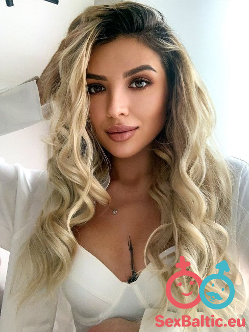 Giulia (0)