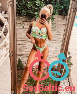 Mia