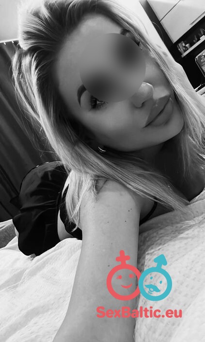 Paula (28)