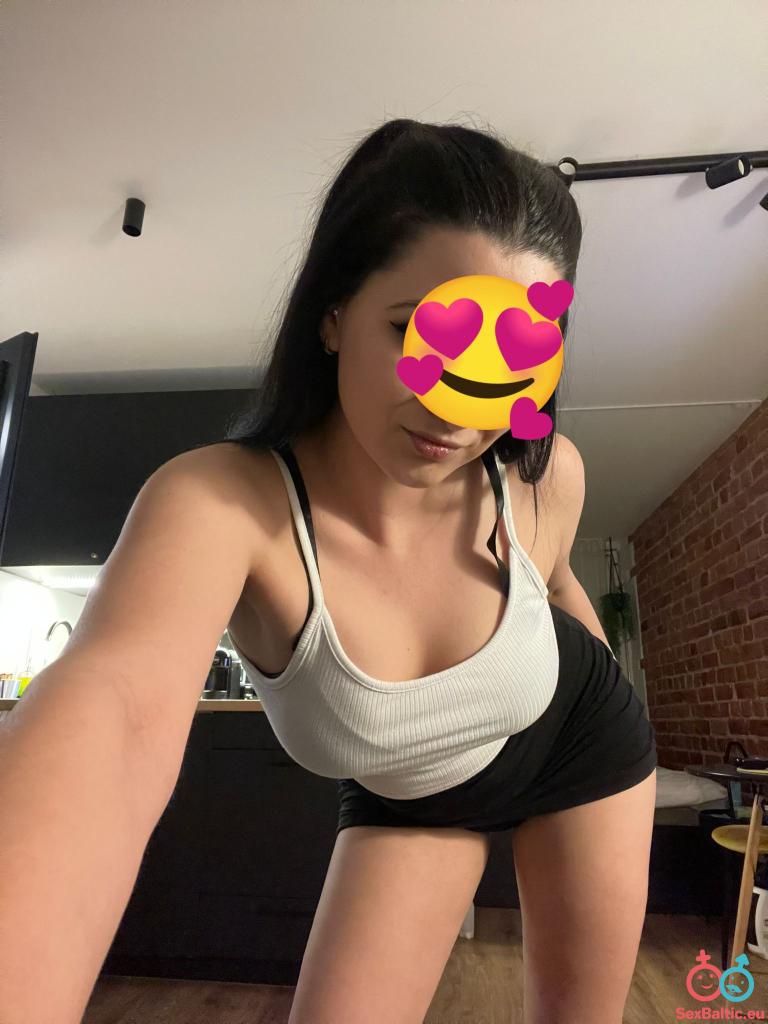 Carla New